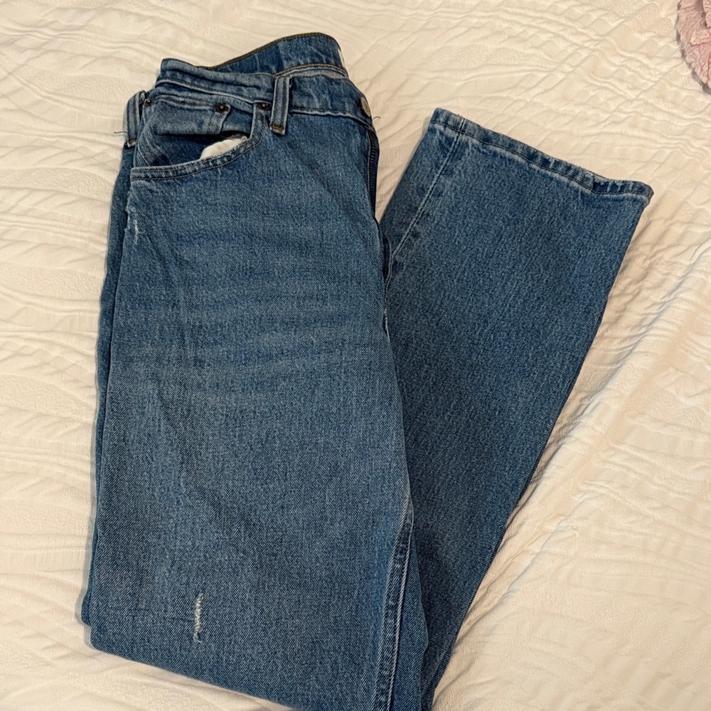Abercrombie 90s Straight Ultra High Rise Jeans